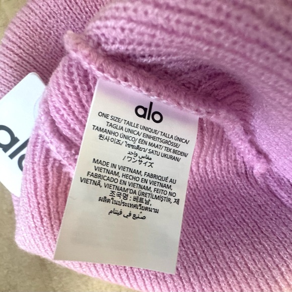 Alo Yoga Notable Beanie - Picture 8 of 9